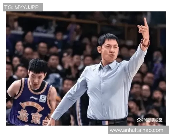 张庆鹏的篮球传奇之路：从青涩少年到职业球员的奋斗历程与心路历程